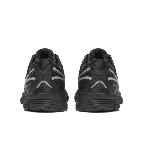 Baskets Saucony ProGrid Guide 7 Svart Silver – Dynamisk dämpning och stabilitet för dina löpningar