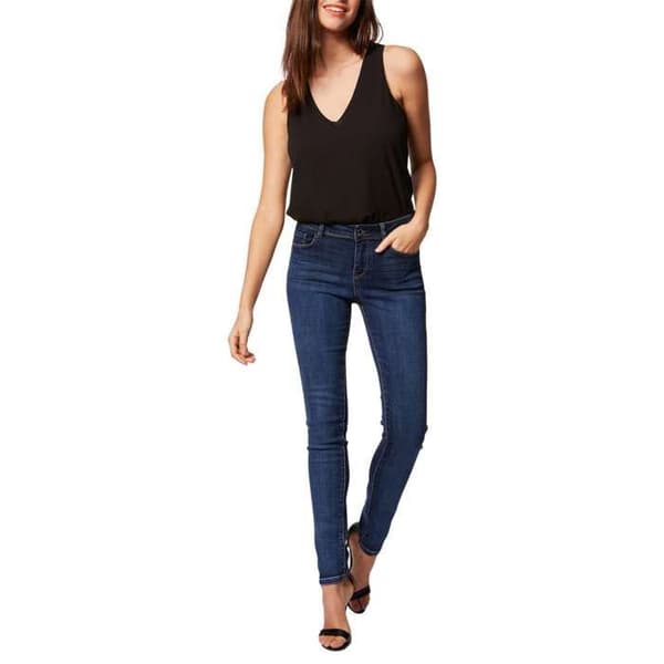 Enfärgad slim jeans