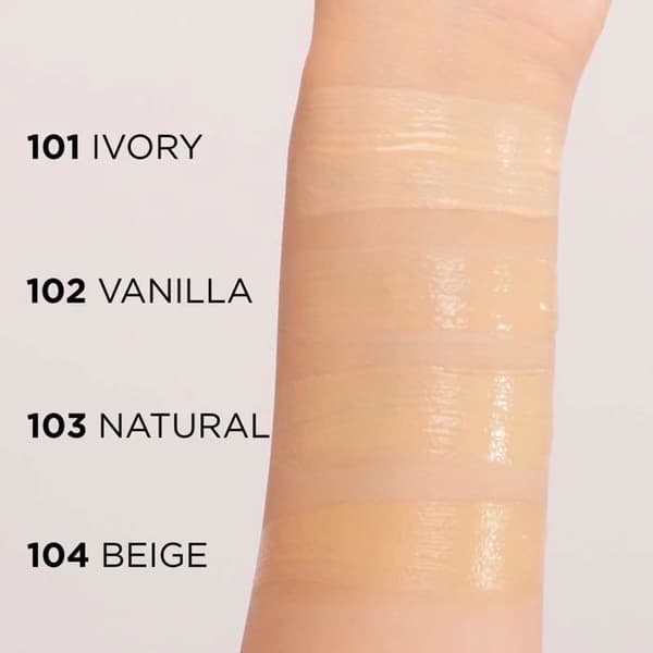 Foundation - EVELINE - n°102 Vanilj - Matifierande - Täckande - 30 ml