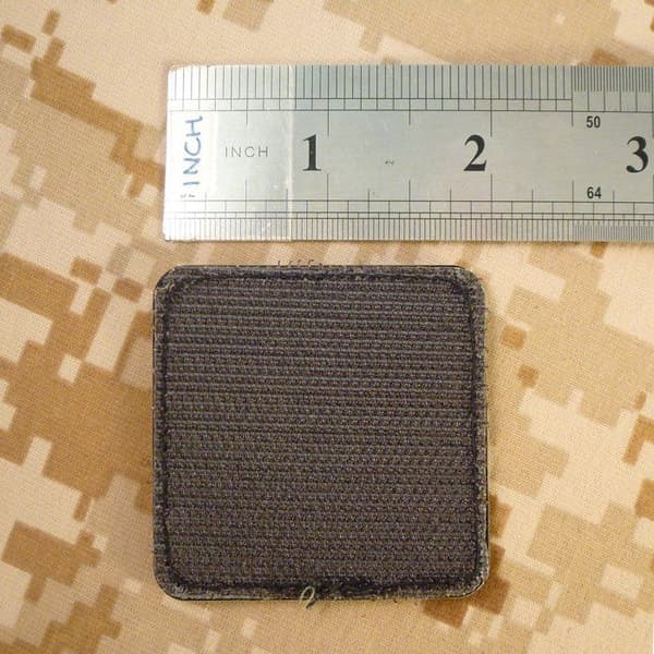 Patch moral PVC 5x5 cm - Olivgrön O+ NKA (Inga kända allergier) - 2EFTER1