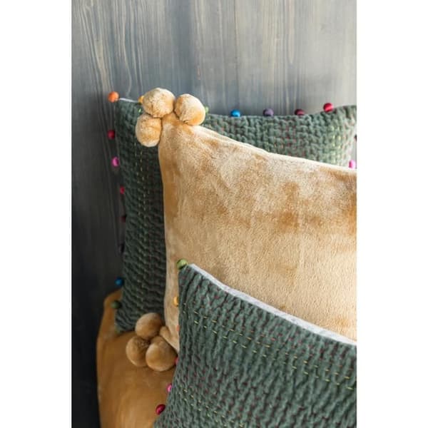 Kudde Tender pompons ockra 45 x 45 cm Vivaraise