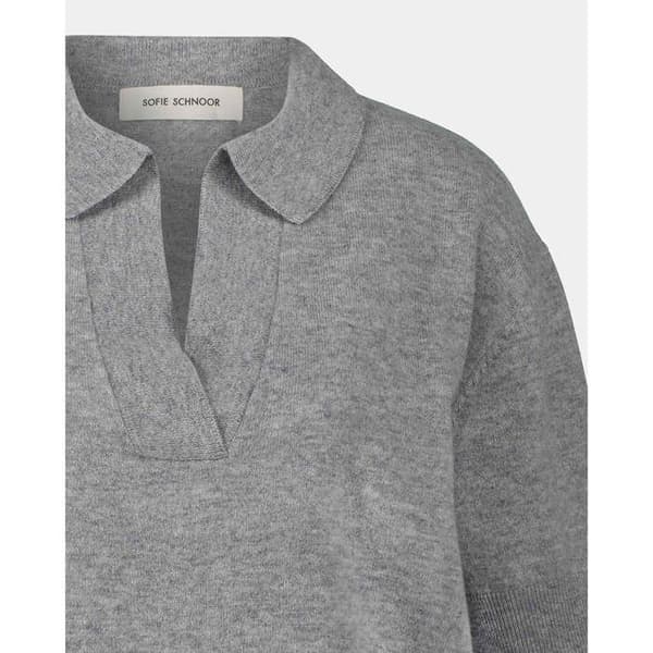 Pull dam Sofie Schnoor Amalysw