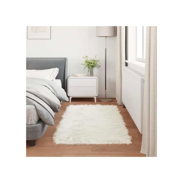 Fuskullt matta - vidaXL - 60x110 cm - Vit - Polyester - Super mjuk - Hållbar - Rektangulär