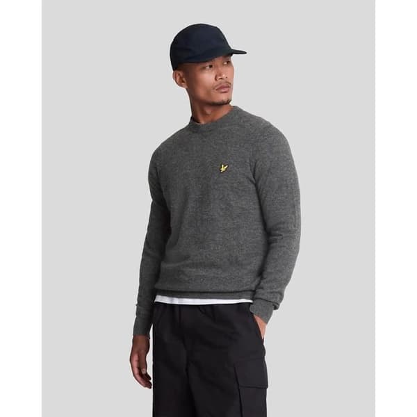 Rundhalsad tröja i lammull Lyle & Scott Blend