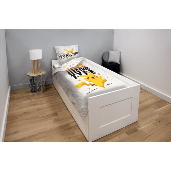 PIKACHU - Pikachu Husstäck med hög spänning 140x200 cm + Pikachu Kuddöverdrag 63x63 cm - Vit - 100% Bomull