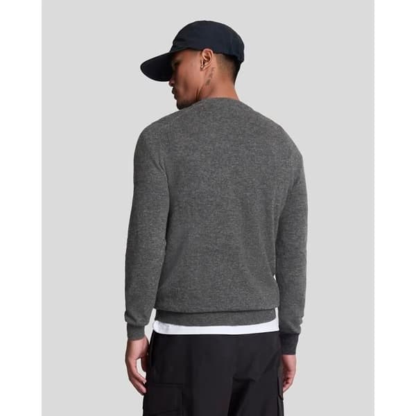 Rundhalsad tröja i lammull Lyle & Scott Blend