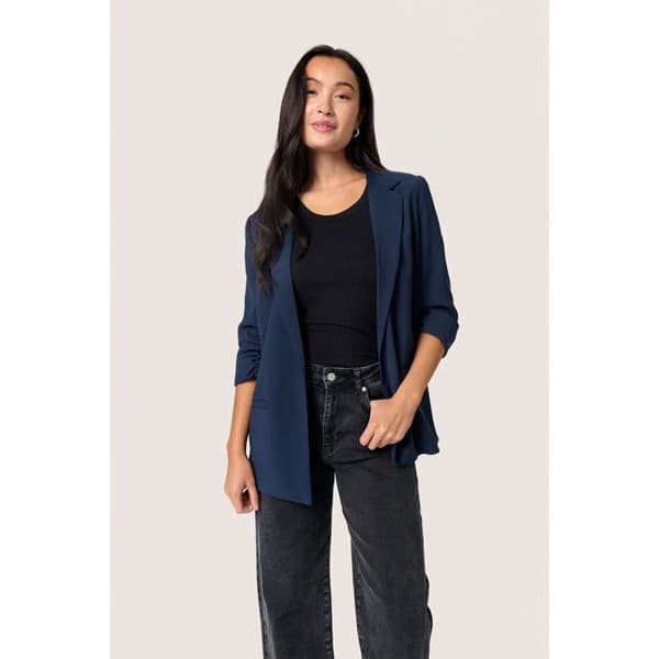 Damblazer Soaked in Luxury Shirley