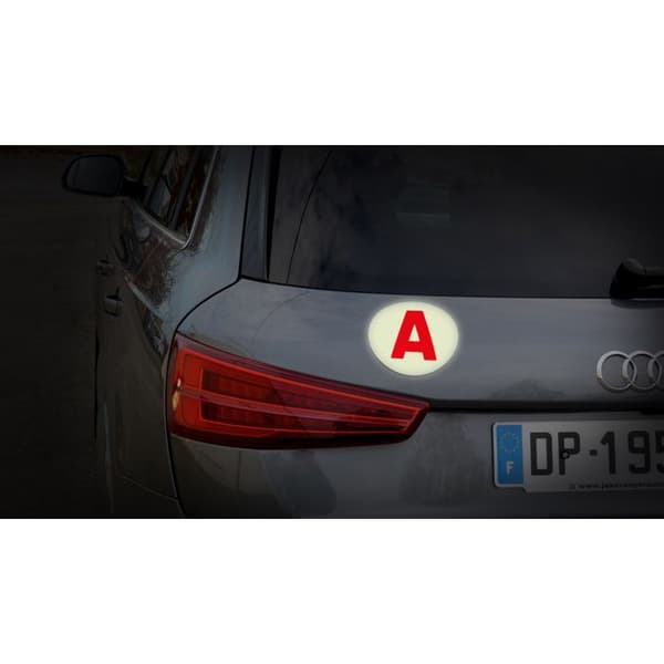 "A" magnetisk natt &amp; dag - En ung förare