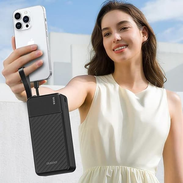 Extern batteri K11 Max 30 000 mAh med integrerade kablar - Svart