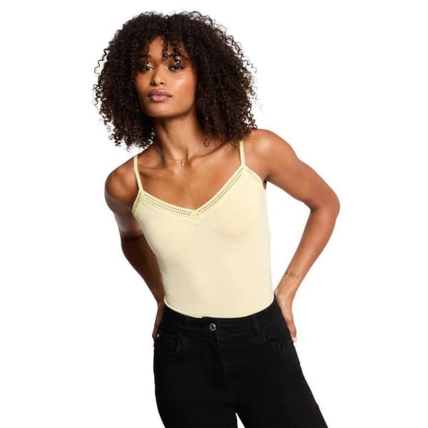 Tight tanktop