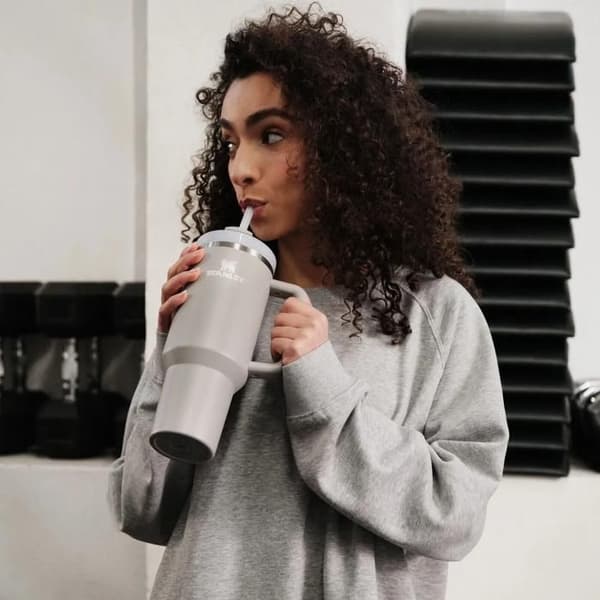 Stanley Quencher H2.O FlowState Mug - Grå - 0,89 L