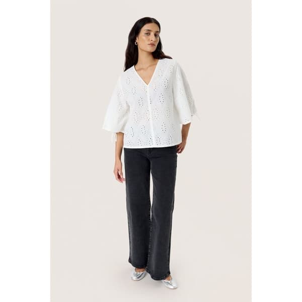 Blus dam Soaked in Luxury Joella