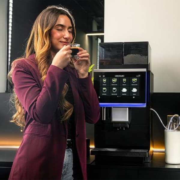 Cecotec Superautomatiska kaffemaskin Cremmaet Lounge