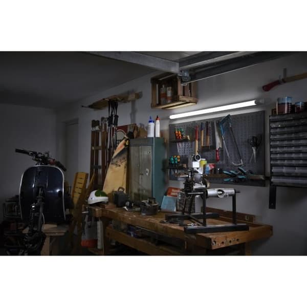 LED-ljusband - LEDVANCE - LED POWER BATTEN - 12 W - Vit - E27