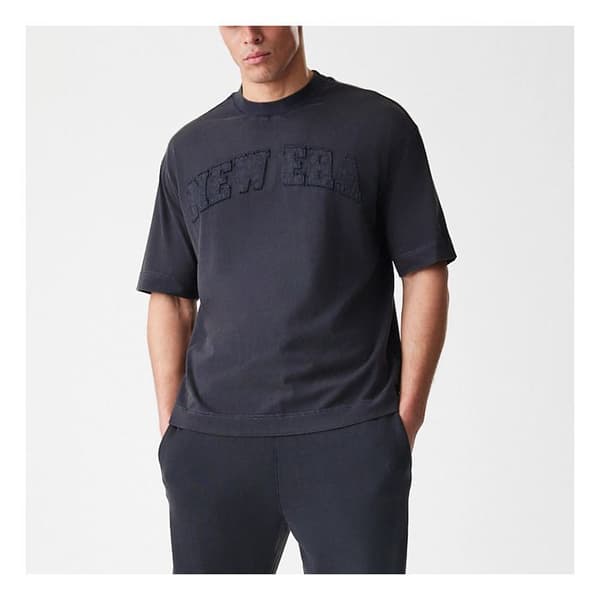 T-shirt oversize New Era tvättad