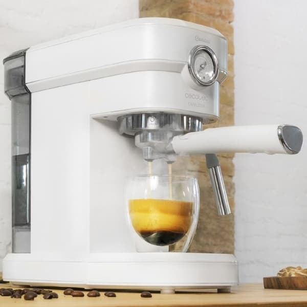 Espressomaskin - CECOTEC - Cafelizzia 790 - 20 bar - 1350 W - Kompakt vit