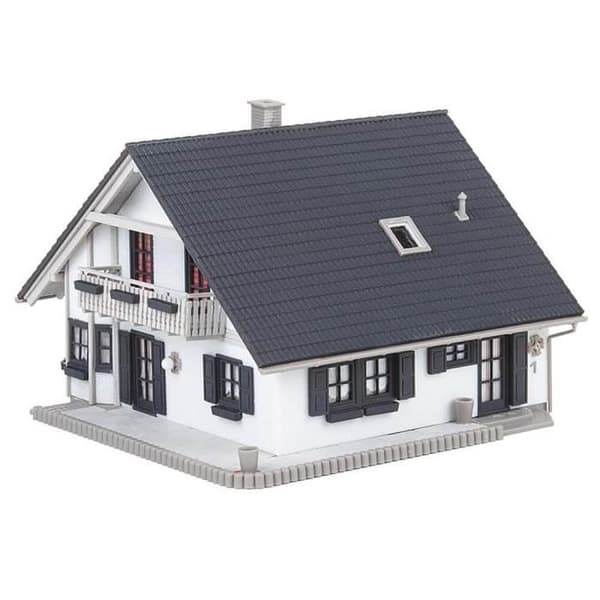 HO Modellering: Renoverat villa Unique Unique Color