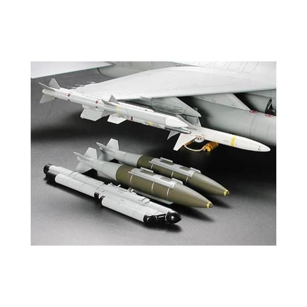 Modellflygplan: Lockheed Martin F-16CJ Blk 50: Fighting Falcon