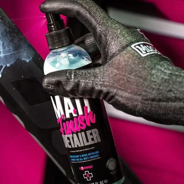 MUC-OFF Matt Finish Detailer Protective Spray 250ml