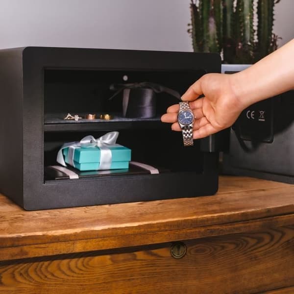 Yale Smart Home Safe - YSS/250/EB1