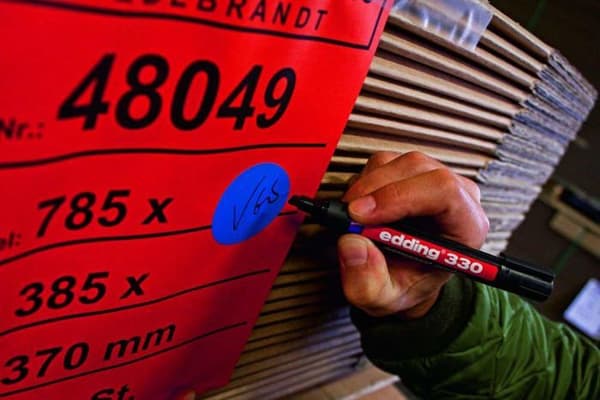 Permanent marker - EDDING - 4-330005 - Gul - Förpackning 10 - Sned spets