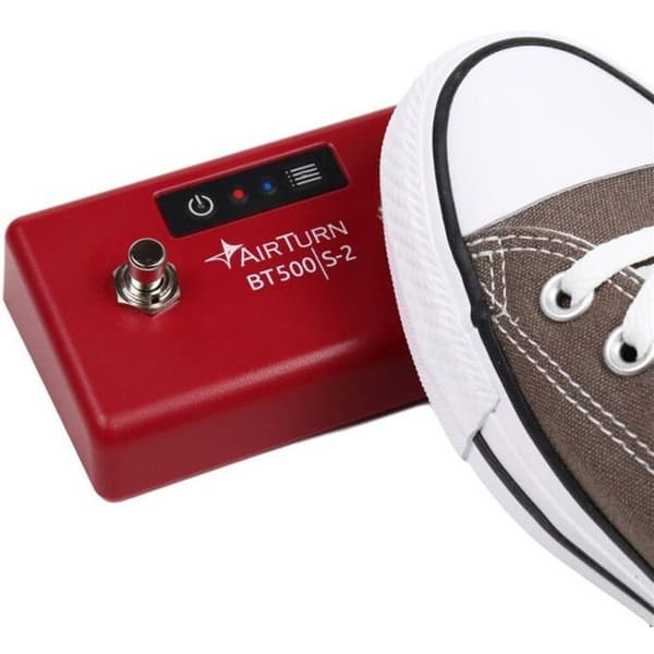 Pedalcontroller - AIR TURN - BT500S - Bluetooth 5 - 200+ timmars batteritid - Stompbox-design