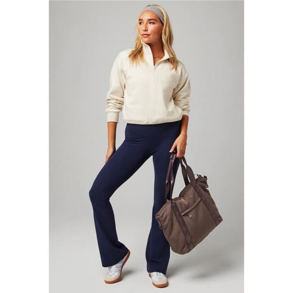 Fabletics Oasis dambyxor med utsvängd ben