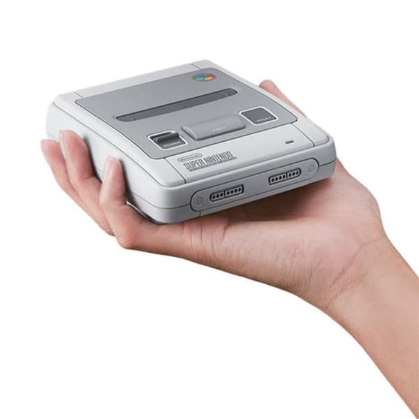Nintendo Classic Mini Console: Super Nintendo Entertainment System • Innehåller 21 spel