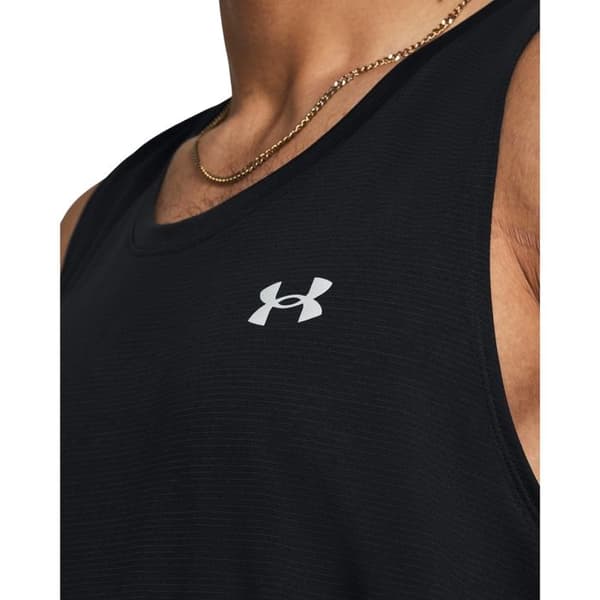 Under Armour Launch linne