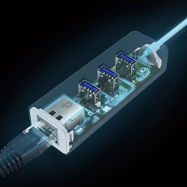 Hub Adapter USB C - TP-Link - UE330C - 3 USB 3.0-portar - Gigabit Ethernet - Kompakt
