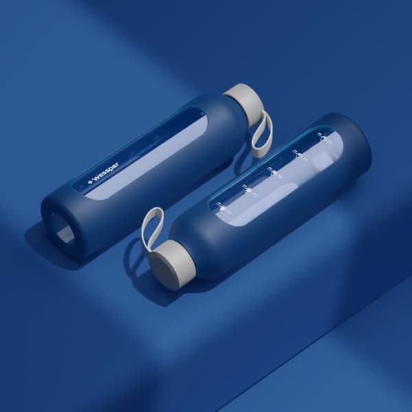 Glasflaska - WESSPER B1 BOROSILICATE - 1000ml - Silikonfodral - marinblå