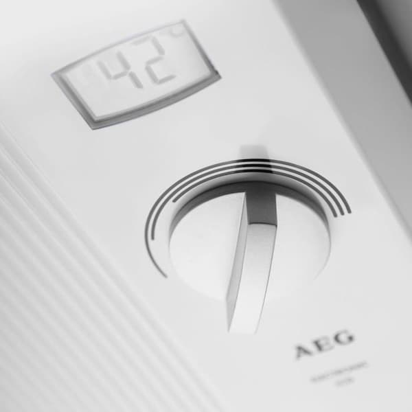 Varmvattenberedare - AEG - DDLE LCD 27 - LCD-skärm - 27 kW - Solsystem