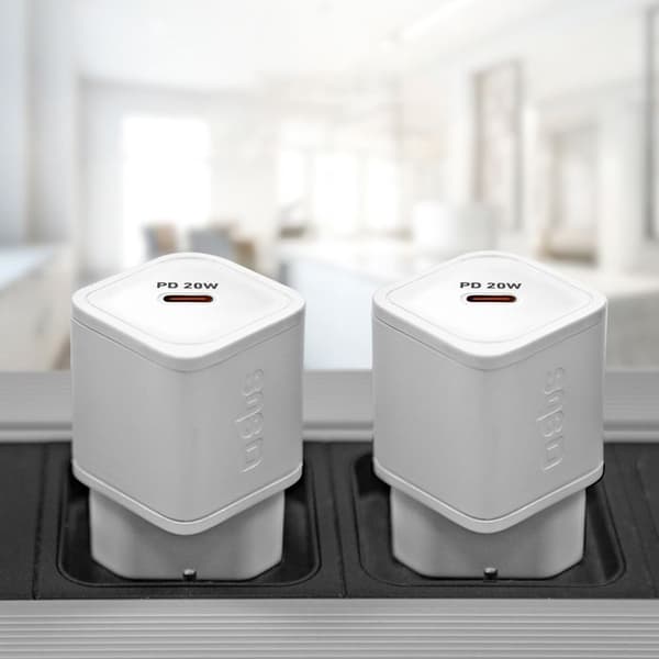 SBS GaN PD 20 W USB C Väggladdare Vit