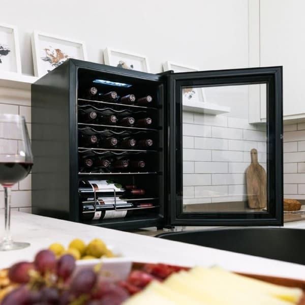 Cecotec Bolero GrandSommelier 2050 Black Compressor vinkällare
