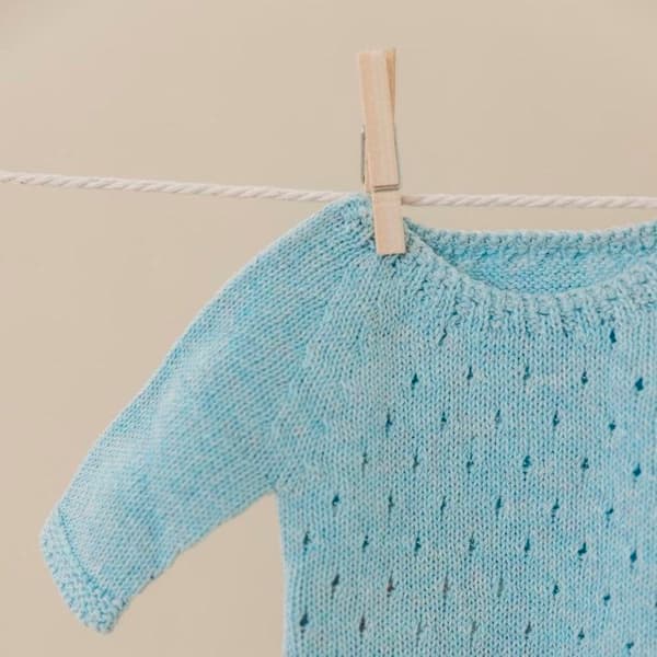 Blå Stickad Pyjamas För Docka 38cm