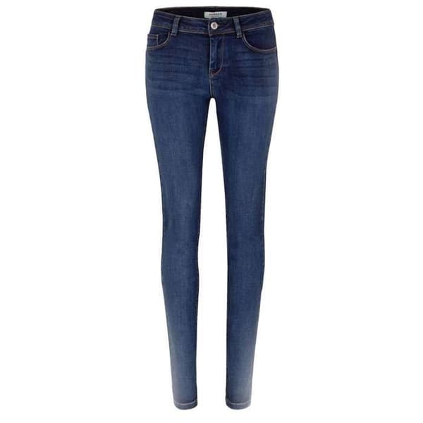 Enfärgad slim jeans