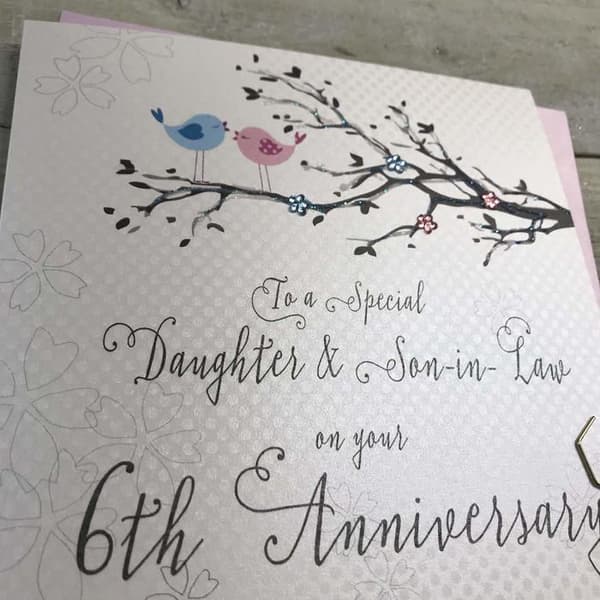 Kort - VIT BOMULLSKORT - PD193-6 - 6:e bröllopsdag - handgjord - glitter och strass