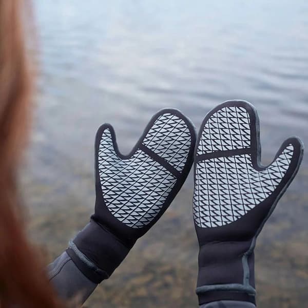 Simhandskar - ZONE3 - Thermo-Tech Värme - Termisk isolering - Ergonomisk - Triathlon