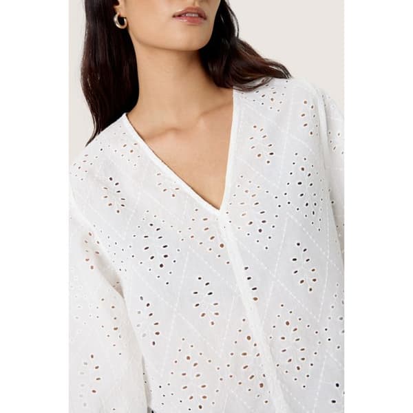 Blus dam Soaked in Luxury Joella