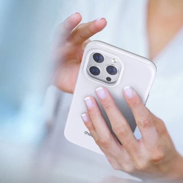 MFM vit stöttålig skal för iPhone 13 Pro Max