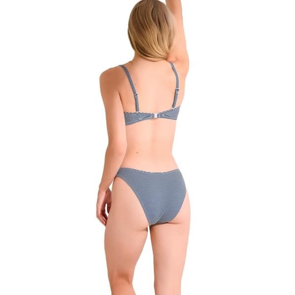 Bikinitopp dam Lisca Lascari