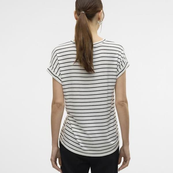 Pull Brianna randig i fin stickning med rund hals för kvinnor VERO MODA