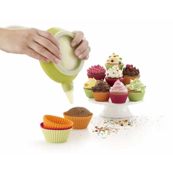 Cupcakeform - LEKUE - Classic D - Set med 12 - Silikon - 7 cm