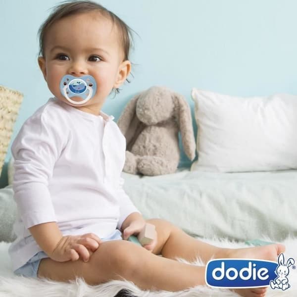 DODIE anatomiska nappar +18 månader BPA-fri, resistent -Let's Play/Squirrel/Rocket NIGHT- Paket med 3