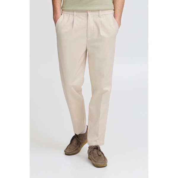Byxor med veck Casual Friday Marc Performance
