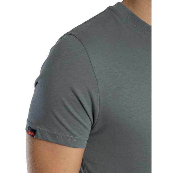 T-Shirt EMB Med Essentiell Logotyp - Superdry