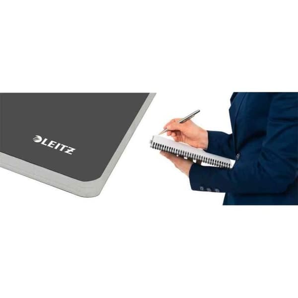Cahier A4 - LEITZ - 180 sidor - Rutigt - PP-överdrag - 90 g/m²