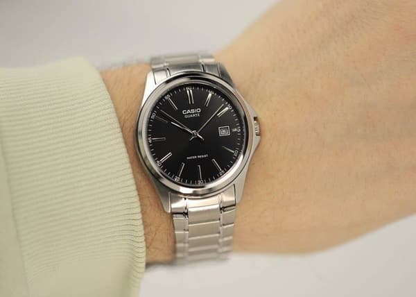 CASIO MTP-1183PA-1AEF Herrklocka - Mässing - Analog - Vattentät - Kvarts