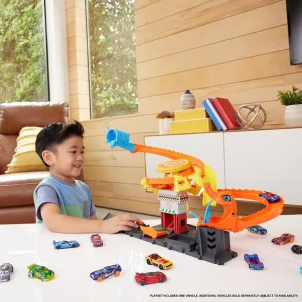 Hot Wheels - Pizzeria Attack - Set med bil HTN81