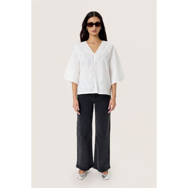 Blus dam Soaked in Luxury Joella